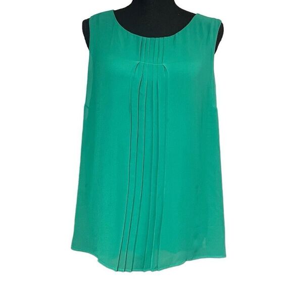 Apt 9 Kelly Green Pintuck Front Sleeveless Top - Picture 1 of 7